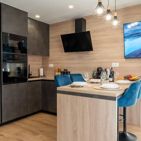 펜션 Vucko With Jacuzzi 마카르스카