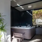 Vucko With Jacuzzi * מאקרסקה