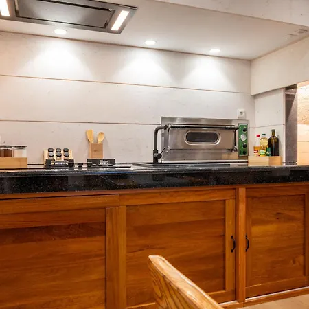 Holiday home Vucko With Jacuzzi Makarska