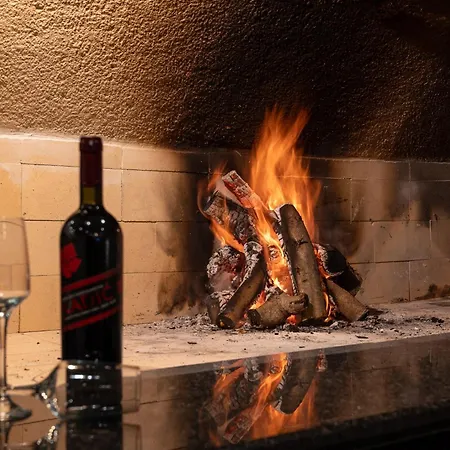 Holiday home Vucko With Jacuzzi Makarska