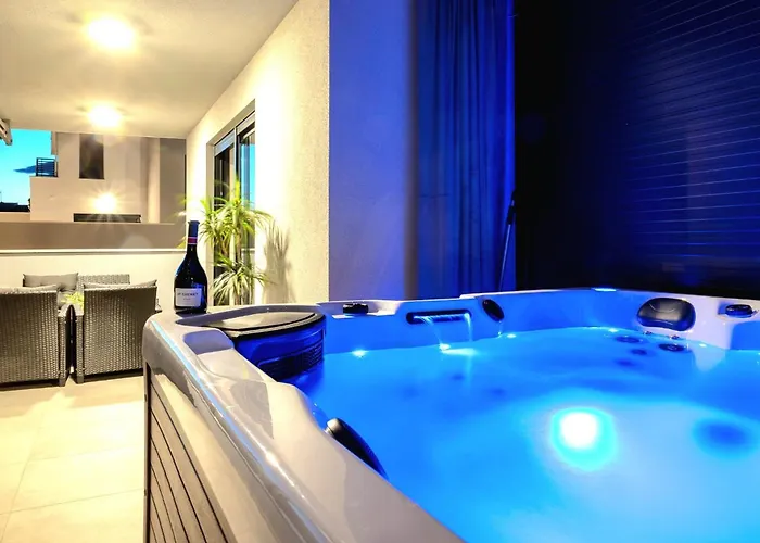 Vucko With Jacuzzi *