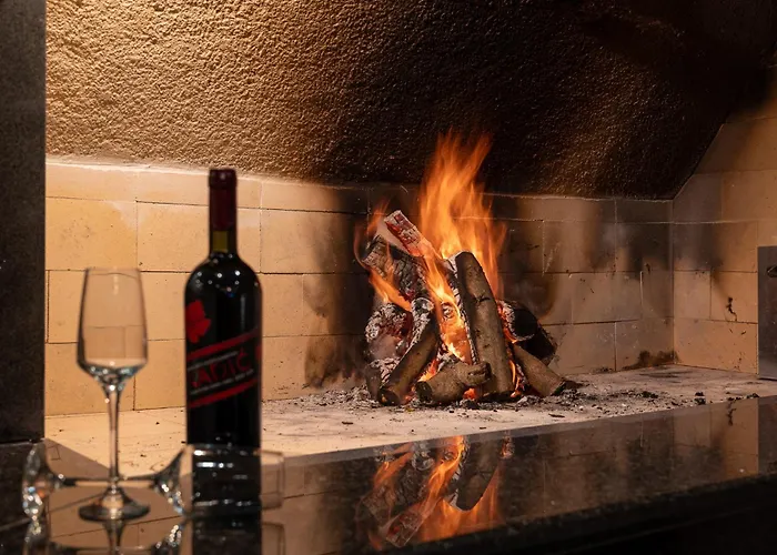 בית נופש Vucko With Jacuzzi מאקרסקה