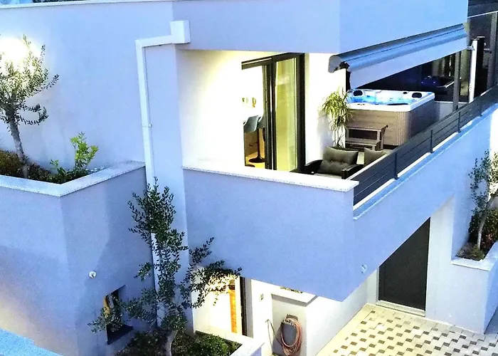 Vucko With Jacuzzi * מאקרסקה